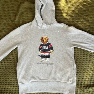 Ralph Lauren Light Gray Polo Bear Hoodie Men’s Small